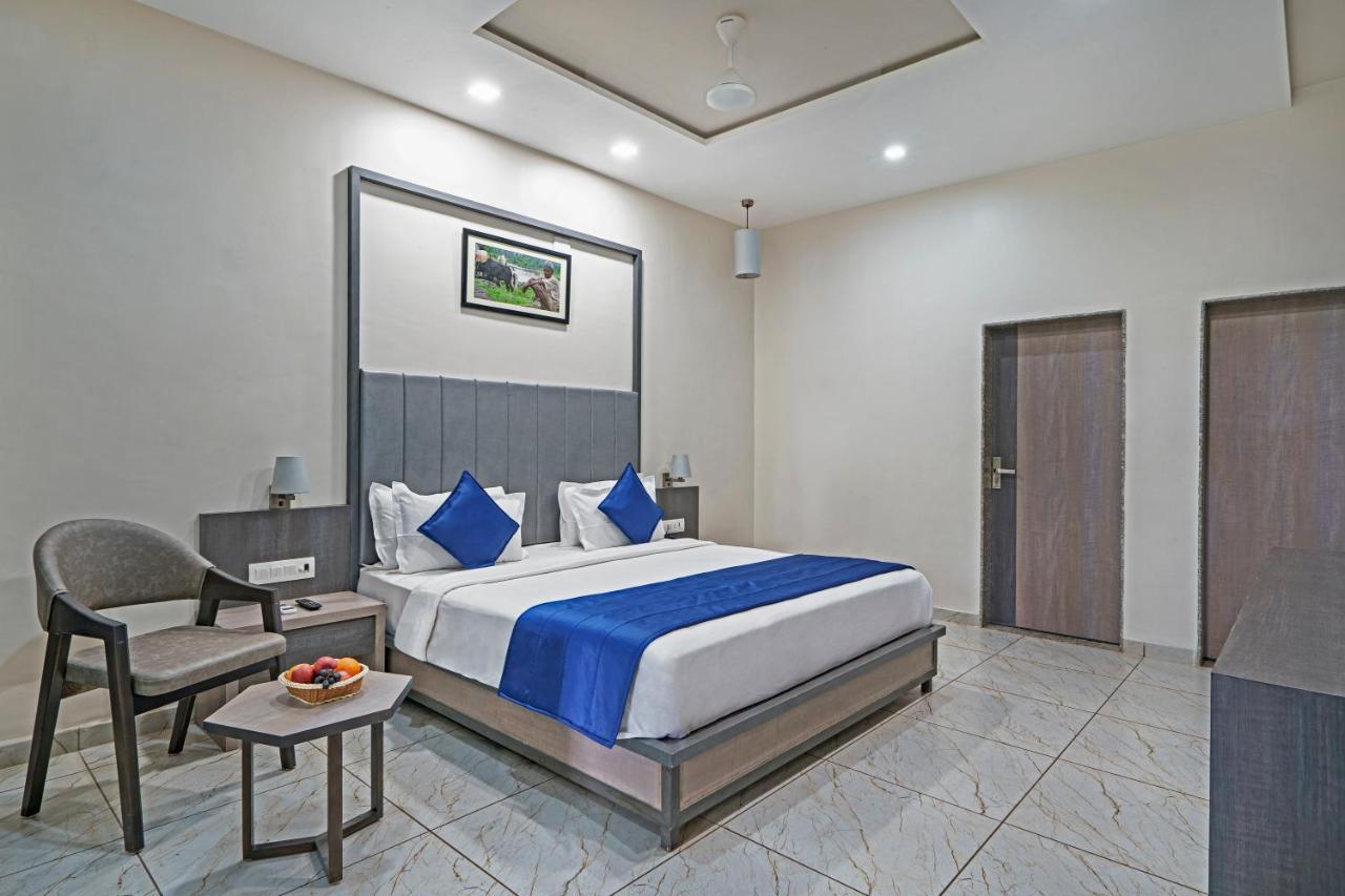 Sterling Rudra Gir Hotell Talala Exteriör bild
